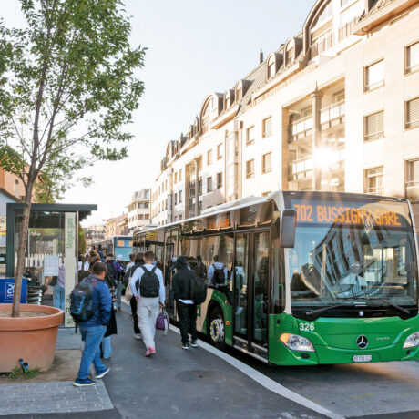 La priorité donnée aux bus jugée efficace