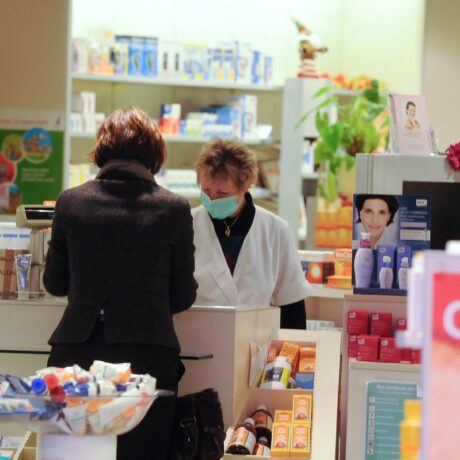 Consultations offertes en pharmacie pour soulager Urgences et médecins
