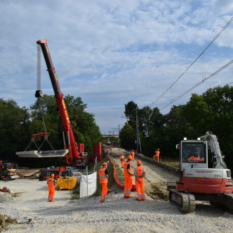 Levage du pont du Saugeroud à Apples