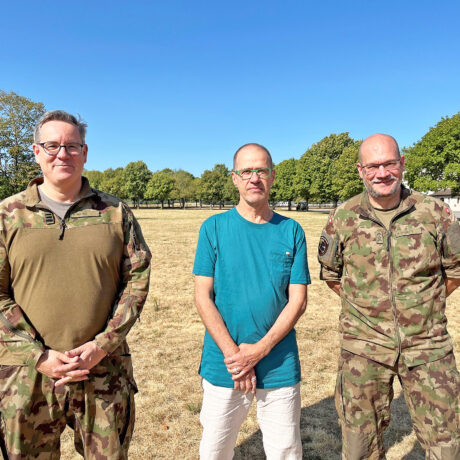 Sur la place d&rsquo;armes de Bière, l&rsquo;Armée vit au rythme de la nature