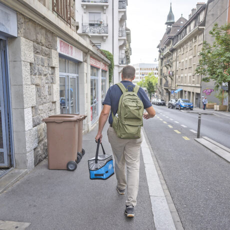 Sur les traces des inspecteurs des denrées alimentaires qui surveillent nos assiettes