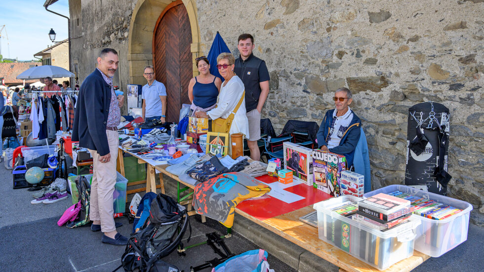 Les brocantes et vide-greniers font peau neuve