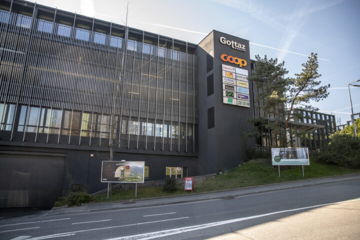 De la prison ferme pour avoir volé du champagne!